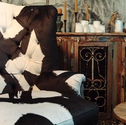 Casa Padrino luxury velvet armchair black / white / natural 75 x 70 x H. 110 cm - Living room armchair - Hotel armchair - Living room furniture - Hotel furniture - Luxury furniture