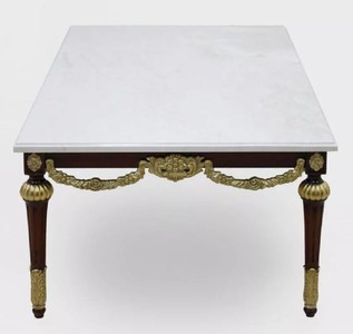 Casa Padrino Luxus Barock Couchtisch mit Marmorplatte Weiß / Dunkelbraun / Gold - Rechteckger Wohnzimmertisch im Barockstil - Barock Möbel - Edel & Prunkvoll