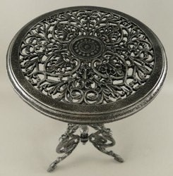 Casa Padrino tavolino da giardino Art Nouveau grigio antico / nero Ø 36 x A. 70 cm - Tavolo da giardino rotondo in metallo - Tavolino rotondo da fiori - Mobili da Giardino Barocco & Art Nouveau