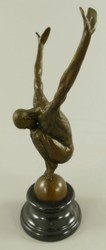 Casa Padrino escultura de bronce de lujo buzo alto bronce / negro 18 x 10 x A. 29 cm - Figura de Bronce con Base de Mármol - Accesorios Deco