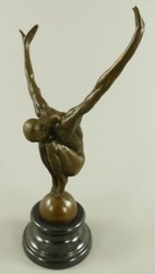 Casa Padrino escultura de bronce de lujo buzo alto bronce / negro 18 x 10 x A. 29 cm - Figura de Bronce con Base de Mármol - Accesorios Deco
