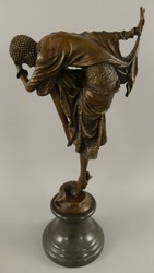 Casa Padrino figure décorative de luxe danseuse bronze / noir 13 x 21 x H. 44 cm - Sculpture décorative en bronze avec socle en marbre - Accessoires décoration de luxe - Décoration de bureau