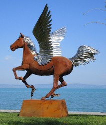 Luxus Garten Deko Skulptur Figur Pegasus Pferd Rost Silber