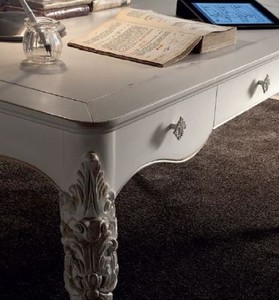 Casa Padrino Luxus Barock Sekretär mit 3 Schubladen Weiß / Silber - Handgefertigter Schreibtisch im Barockstil - Barock Büro Möbel - Luxus Möbel im Barockstil - Luxus Qualität - Made in Italy