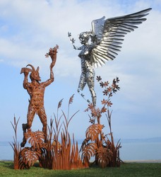 Luxus Garten Deko Skulptur Figur Engel und Pan Rost Silber