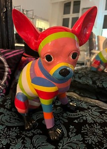 Casa Padrino figura decorativa de lujo perro chihuahua multicolor A. 39 cm - Escultura decorativa resistente a la intemperie - Decoración de salón - Figura decorativa de animal de lujo