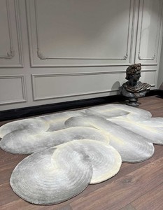 Casa Padrino Luxus Teppich Grau / Schwarz / Creme 160 x 230 cm - Rechteckiger Welliger Wohnzimmer Teppich -  Schlafzimmer Teppich - Luxus Interior - Luxus Qualität