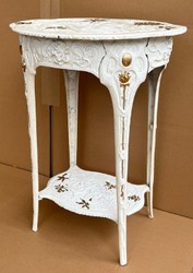 Casa Padrino tavolino decorativo da giardino Art Nouveau bianco / oro 46,6 x 36 x A. 60,4 cm - Tavolino da fiori nostalgico in ghisa - Mobili da Giardino Barocco e Art Nouveau