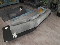 Sofá de salón curvo de lujo gris negro