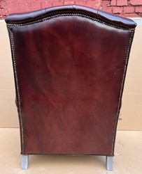 Casa Padrino luxury Chesterfield wing armchair wine red / gray 90 x 90 x H. 110 cm - Genuine leather Chesterfield living room armchair - Chesterfield furniture - Luxury furniture