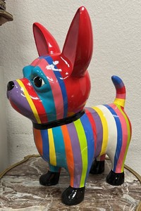 Casa Padrino figura decorativa de lujo Perro chihuahua colorido  A. 55 cm - Escultura decorativa resistente a la intemperie - Decoración salón - Decoración de jardín - Figura decorativa de animal