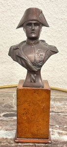 Casa Padrino busto de Napoleón de bronce decorativo de lujo sobre base de madera bronce antiguo / marrón 10 x 7 x A. 24 cm - Figura de bronce - Figura decorativa - Accesorios decorativos