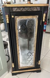 Casa Padrino armoire de style campagnard noir / or antique 57 x 42 x H. 116 cm - Armoire en bois massif de style campagnard avec porte miroir - Meuble en bois massif de style campagnard