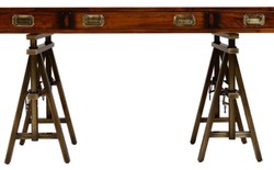 Casa Padrino escritorio de estilo industrial vintage de lujo marrón / latón 149 x 85 x A. 77,5 cm - Mesa de oficina con 3 cajones - Muebles de oficina de estilo industrial vintage de lujo
