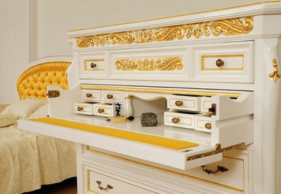 Casa Padrino Luxus Barock Kommode Weiß / Gold - Prunkvolle Barockstil Schlafzimmer Kommode - Luxus Schlafzimmer Möbel im Barockstil - Barock Schlafzimmer Möbel