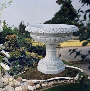 Casa Padrino Luxus Barock Blumentopf Grau Ø 90 x H. 80 cm - Runder Barockstil Pflanzentopf aus hochwertigem Carrara Marmorkies - Barock Garten Deko - Luxus Qualität - Made in Italy