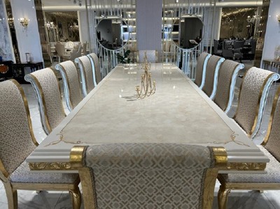 Casa Padrino Luxus Barock Esstisch Creme / Weiß / Gold 700 cm - Riesiger Massivholz Esszimmertisch - Esszimmer Möbel im Barockstil - Barock Möbel - Barock Einrichtung - Edel & Prunkvoll