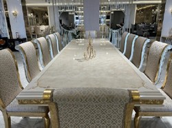 Casa Padrino luxury baroque dining table cream / white / gold 500 cm - Huge dining room table - Dining room furniture in baroque style - Baroque furniture - Noble & Magnificent