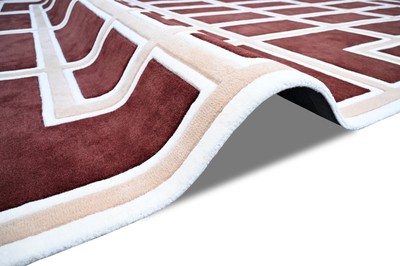 Casa Padrino Luxus Teppich mit Mäander Muster Bordeauxrot / Creme 300 x 400 cm