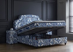 Casa Padrino Letto Matrimoniale Art Deco di Lusso Bianco / Blu / Nero - Varie Dimensioni Casa Padrino Letto Matrimoniale Art Deco di Lusso Bianco / Blu / Nero - Varie Dimensioni