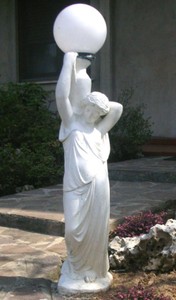 Casa Padrino lampada da giardino Art Nouveau scultura donna bianco A. 120 cm