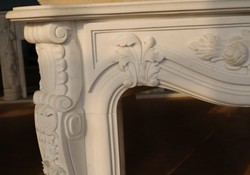 Prunkvolle Luxus Barock Marmor Kaminumrandung Weiß