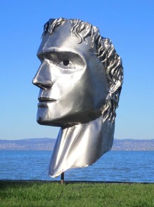 Casa Padrino sculpture décorative de jardin en acier inoxydable XXL tête argent H. 213 cm