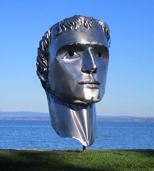 Casa Padrino XXL stainless steel garden decorative sculpture head silver H. 213 cm
