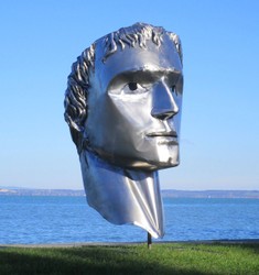 Casa Padrino XXL stainless steel garden decorative sculpture head silver H. 213 cm