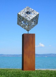Casa Padrino escultura de metal de decoración de jardín XXL cubo sobre columna plata / óxido A. 216 cm