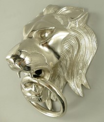 Casa Padrino heurtoir de porte baroque en aluminium lion argent H. 40 cm - Accessoires de décoration baroques