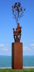 Casa Padrino XXL garden decoration metal sculpture friends at tree on column rust H. 260 cm