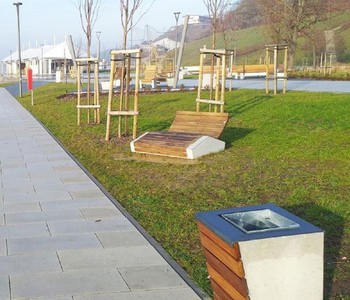 Casa Padrino Park Abfallbehälter Braun / Grau / Silber H. 60 cm - Stadt Abfalleimer - Beton Mülleimer
