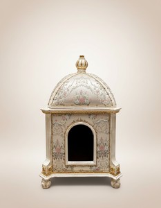 Pompöös by Casa Padrino Barock Katzenhaus Provence Silber / Cremeweiß / Gold - designed by Harald Glööckler