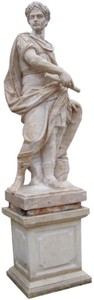 Casa Padrino escultura de mármol estilo antiguo romano sobre columna lado derecho beige A. 280 cm