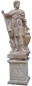Casa Padrino escultura de mármol estilo antiguo romano sobre columna lado izquierdo beige A. 280 cm
