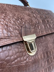 Casa Padrino mallette de luxe pour hommes en cuir véritable en aspect crocodile marron / or 42 cm - Fabriqué en Italie