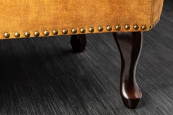 Chesterfield chaise longue velvet mustard yellow / dark brown from Casa Padrino Chesterfield chaise longue velvet mustard yellow / dark brown from Casa Padrino