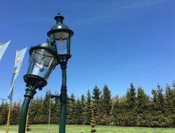 Lanterne da giardino Art Nouveau con panca da giardino verde marrone nero