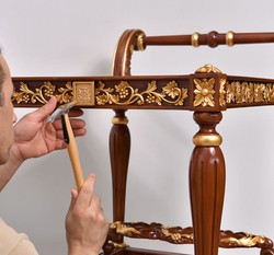 Carrello da portata barocco di lusso in legno massello marrone oro