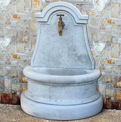 Jugendstil Wandbrunnen mit Wasserhahn Grau Antik Messing