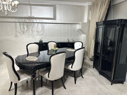 Magnifique vitrine baroque de luxe noir or