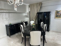 Magnifique vitrine baroque de luxe noir or