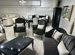 Magnifique vitrine baroque de luxe noir or