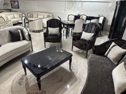 Poltrona da soggiorno barocco di lusso nero oro
