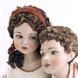 Scultura decorativa per bambole in porcellana realizzate e dipinte a mano