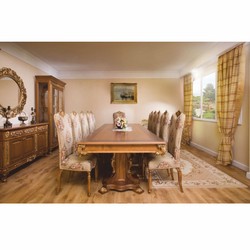 Prunkvoller Luxus Barock Esszimmer Stuhl Braun Gold