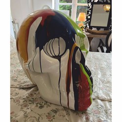 Deko Skulptur Totenkopf Weiß Bunt