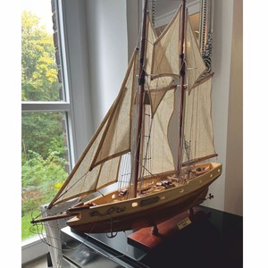 Casa Padrino voilier décoratif de luxe Bluenose II naturel / marron 67,5 x 12 x H. 62 cm