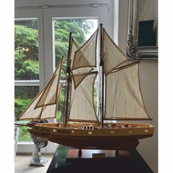 Casa Padrino veliero decorativo di lusso Bluenose II naturale / marrone 67,5 x 12 x A. 62 cm